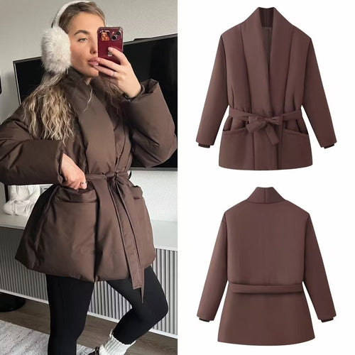 Damen Kurzsteppmantel mit Schalkragen, Taillengürtel und aufgesetzten Taschen Shop Nory