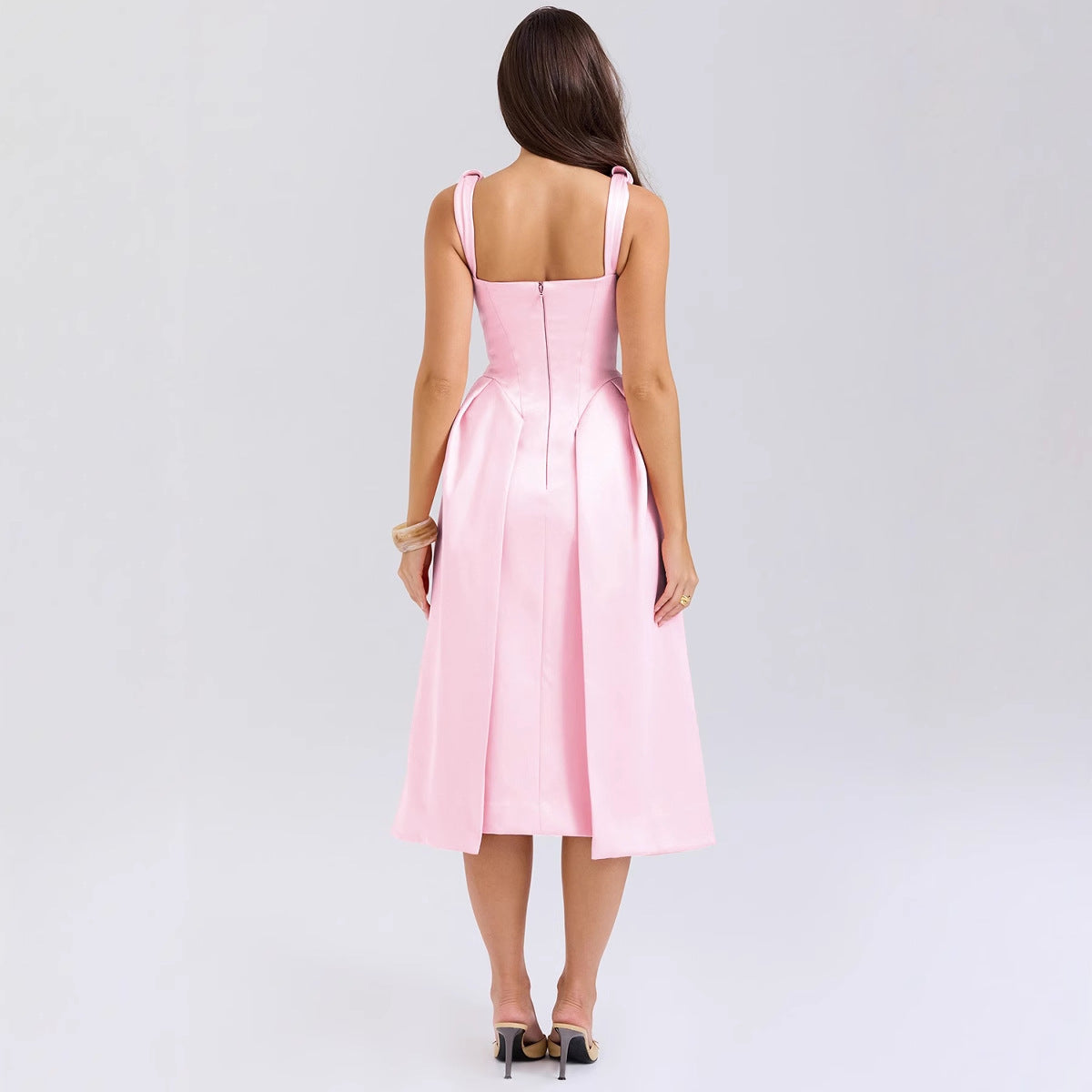 Damen Maxikleid mit elegantem V-Ausschnitt und strukturiertem Rock Shopnory