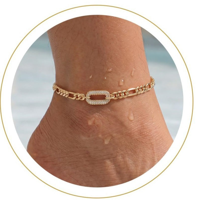 Damen Fußkettchen mit funkelndem Herzdesign und hochwertiger Gliederkette Shop Nory