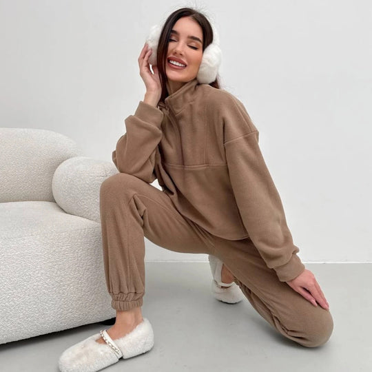 Damen gemütlicher Fleece-Zweiteiler mit halbem Reißverschluss, cropped Pullover und hochtaillierter Jogginghose mit elastischem Bund Shop Nory