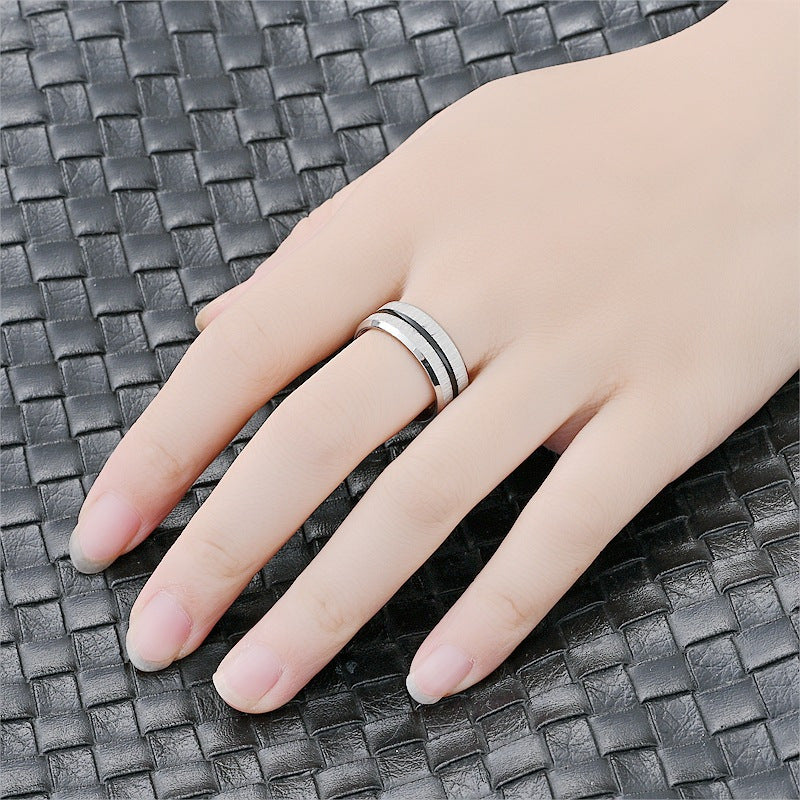Herren Ring mit modernem Oberflächenfinish und eleganten Akzenten Shop Nory