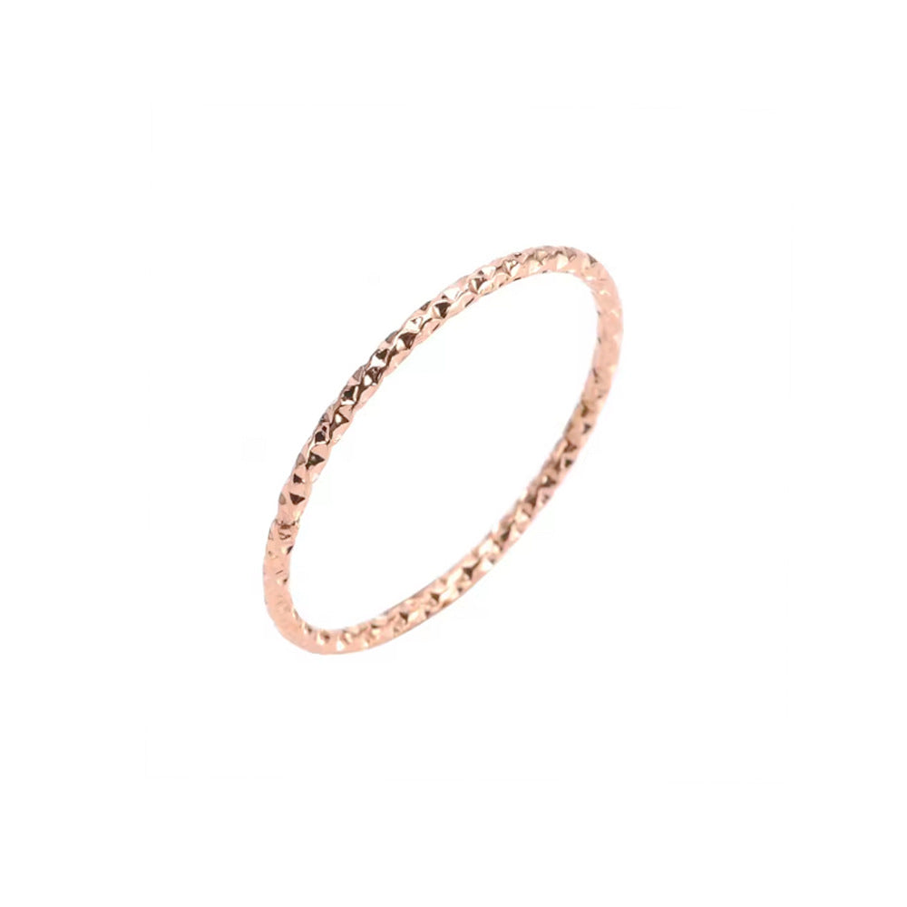 Damen Ring mit elegantem, gedrehtem Design aus hochwertigem Edelstahl Shop Nory