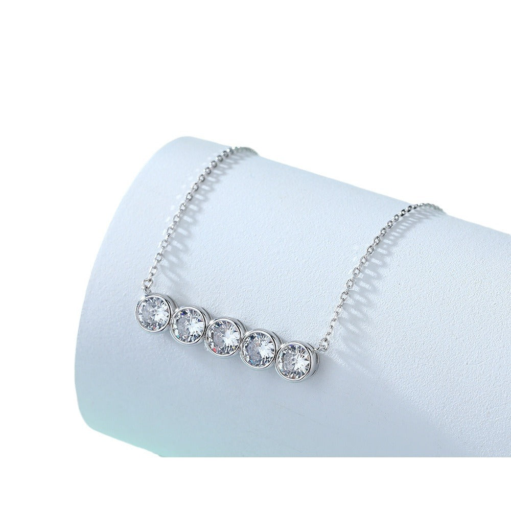 Damen-Halskette mit funkelnden Zirkonia-Elementen Shop Nory