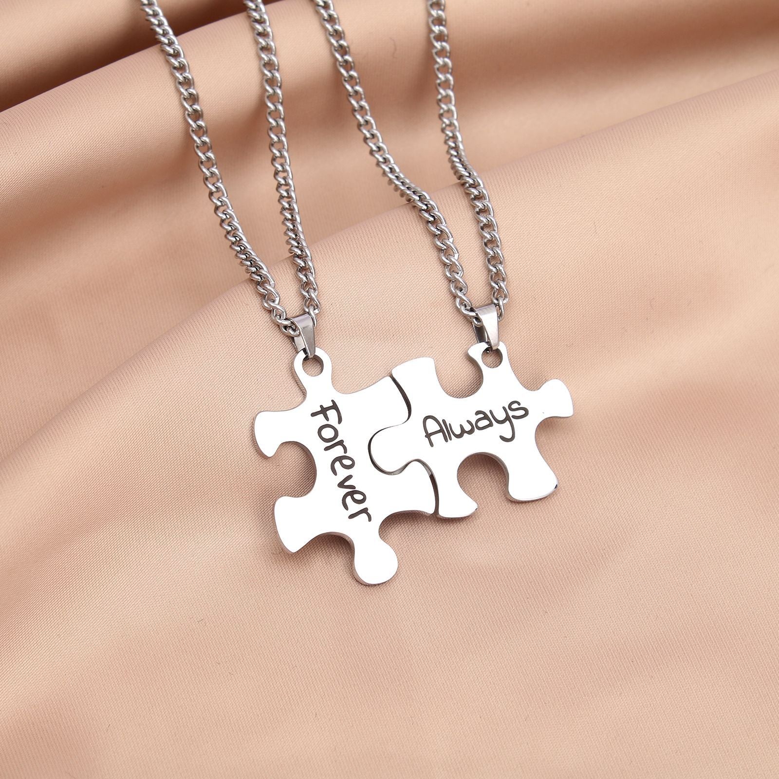 Damen Paar-Halsketten im Puzzle-Design mit gravierten Botschaften Shop Nory
