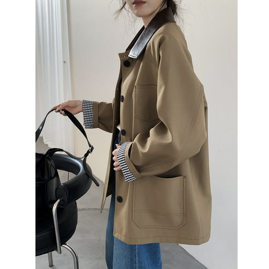 Damen Oversize Kurzjacke im Trenchstil mit Lederoptik-Kragen und karierten Umschlagmanschetten Shop Nory