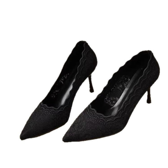 Damen Elegante Spitzen‑Pumps mit gewelltem Rand und schlankem Stiletto‑Absatz Shop Nory