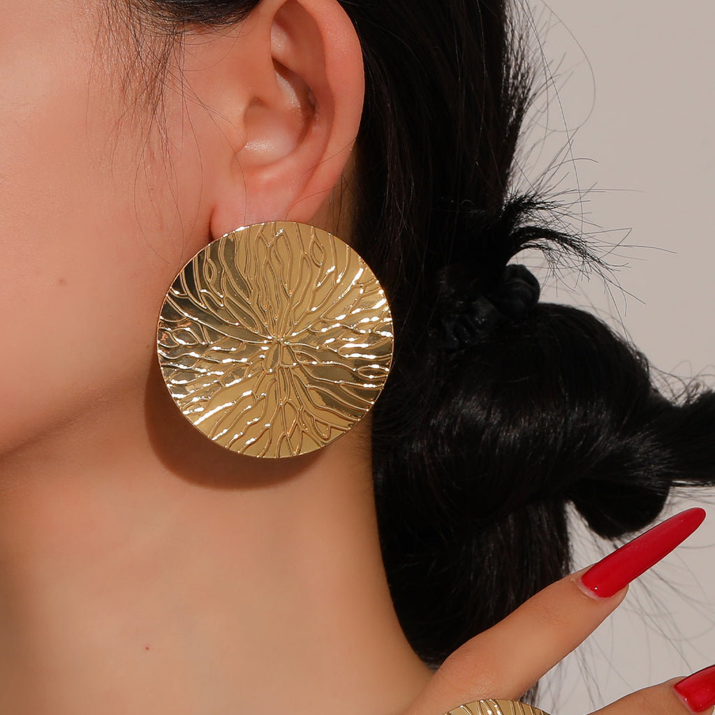 Damen Armreif mit luxuriösem Reliefdesign Shop Nory