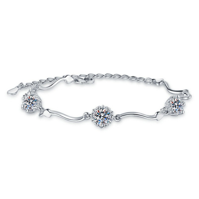 Damenarmband mit funkelnden Kristallen und elegantem Design Shop Nory
