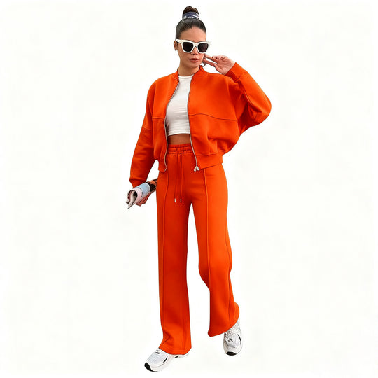Damen nan kurz geschnittenes Blouson mit Reißverschluss und weiter High-Waist Jogginghose Set Shop Nory