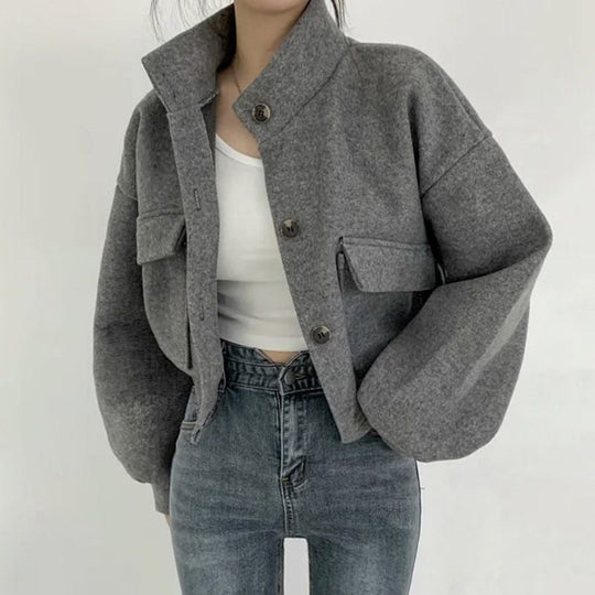 Damen cropped Bomberjacke mit voluminösen Ärmeln und praktischen Taschen