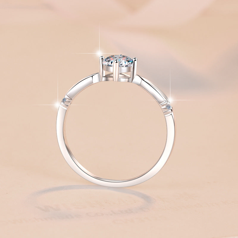Damenring mit funkelndem Zirkonia in elegantem Design Shop Nory