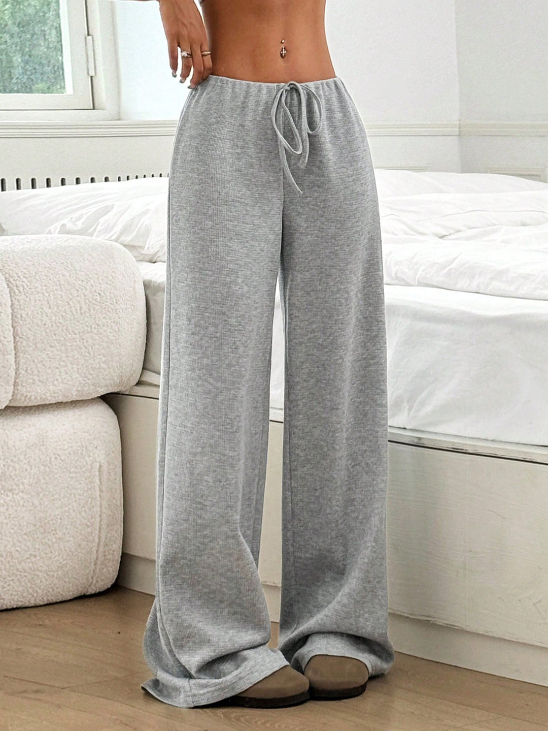 Damen Loungewear-Hose mit weitem Bein, geripptem Feinstrick und Kordelzug Shop Nory