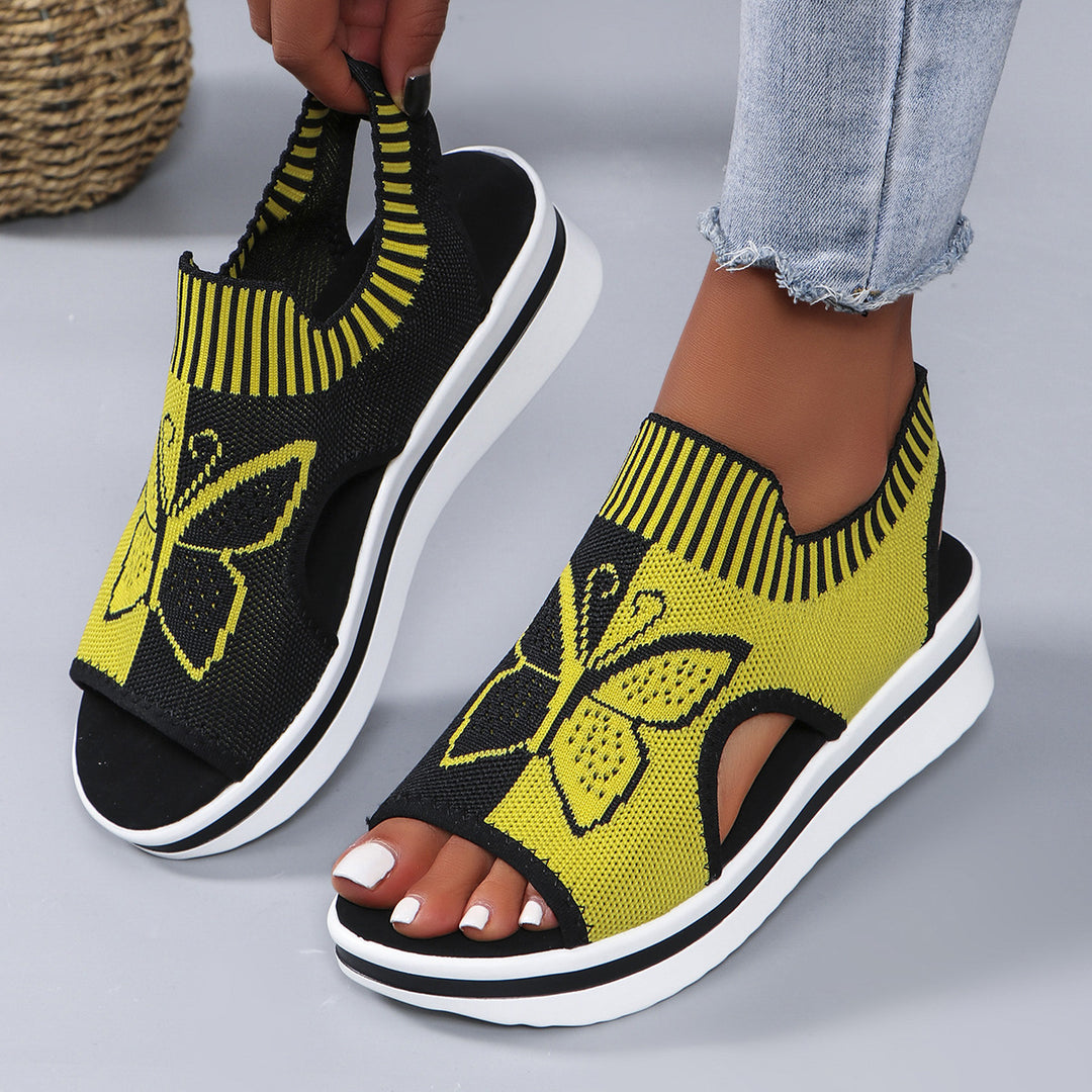 Damen Strick-Sandaletten mit Keilsohle und Schmetterlings-Motiv Shop Nory