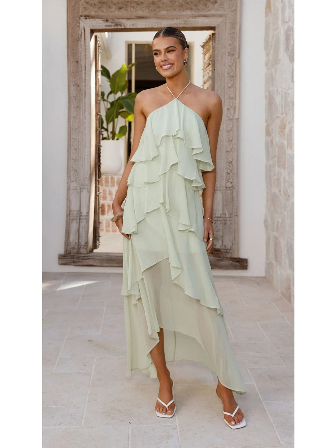 Damen Rüschen-Maxikleid mit asymmetrischem Design und elegantem Halteroberteil Shopnory