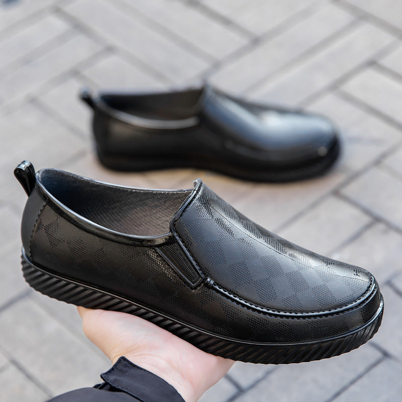 Herren Elegante wasserdichte Slipper mit strukturierter Oberfläche und profilierter Lightweight-Sohle Shop Nory