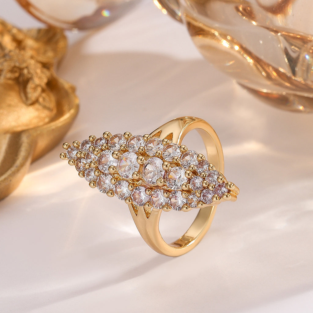 Damen extravagante funkelnde Ring Shop Nory