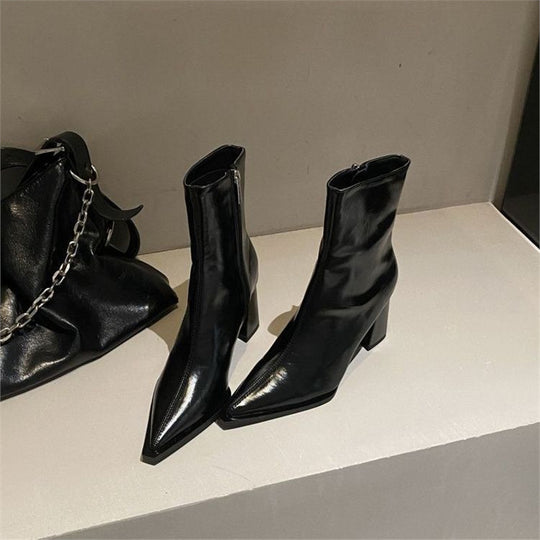 Damen spitz zulaufende Stiefeletten aus Glattleder mit sculpted Blockabsatz und seitlichem Reißverschluss Shop Nory