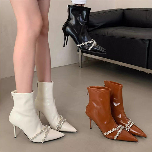 Damen Stiletto-Ankleboots mit spitzer Zehenpartie, schmalem Stiletto-Absatz und funkelnder Kristallkette Shop Nory