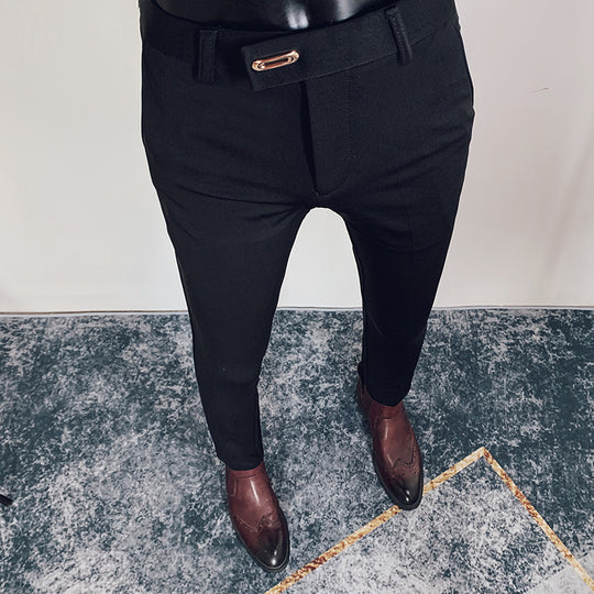 Herren taillierte Slimfit Anzughose mit elastischem Bund, verdecktem Reißverschluss und modischem Gürteldetail Shop Nory