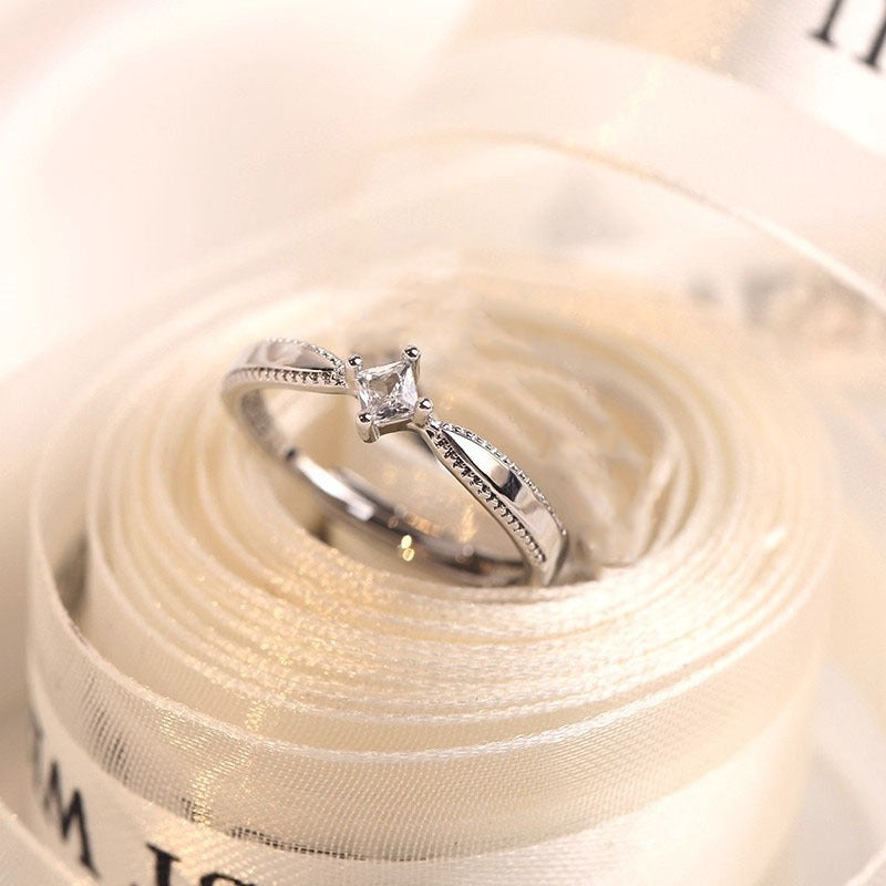 Damen Eleganter Ring mit zierlichen Schleifenakzenten Shop Nory