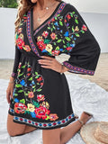 Damen Sommerliches Kleid mit raffinierten Stickdetails