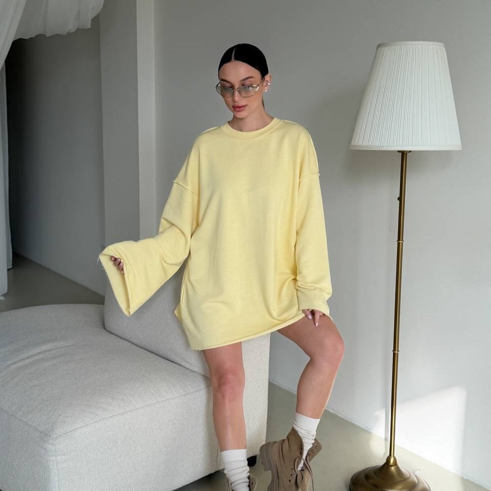 Damen oversized Sweatshirt-Kleid mit ausgefranstem Saum und weiten Glockenärmeln Shop Nory
