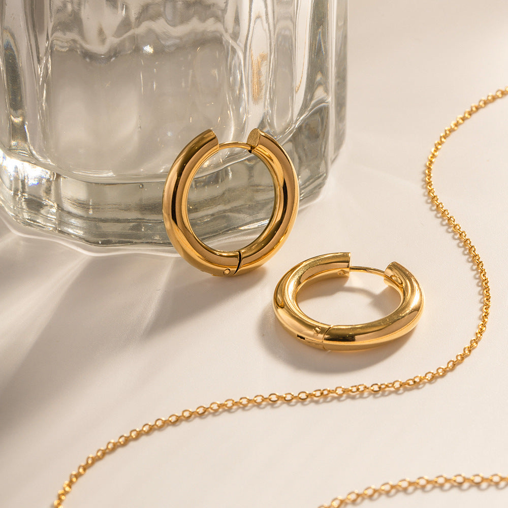 Damen Creolen mit elegantem, glänzendem Design Shop Nory