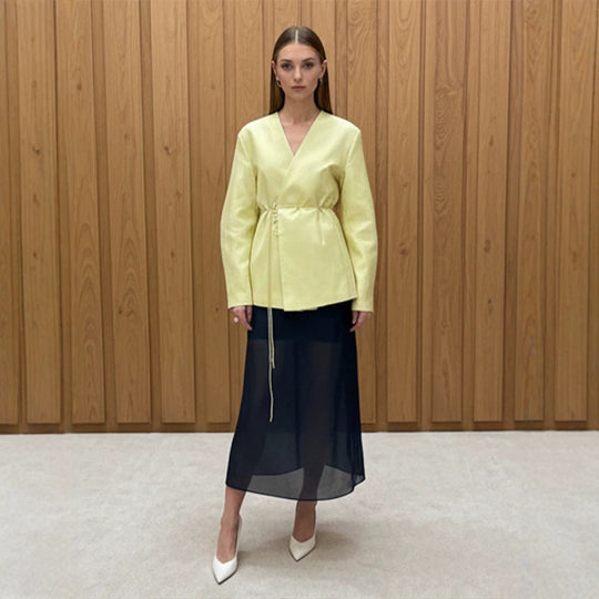 Damen Wickelblazer mit Tunnelzug und weiter Culotte‑Hose Zweiteiler Shop Nory
