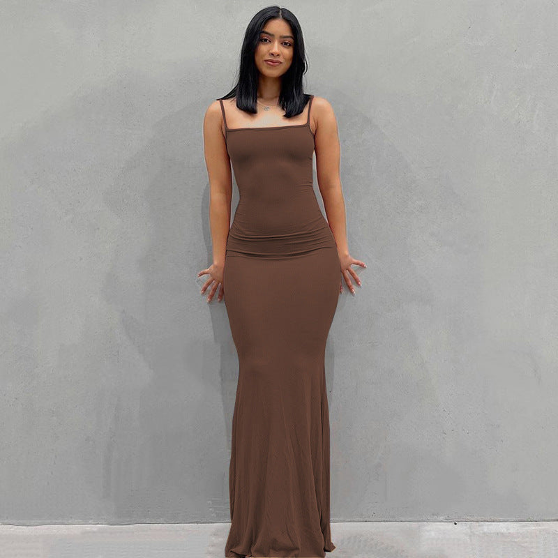 Damen Körperbetontes Maxi‑Jerseykleid mit taillierter Drapierung, langen Ärmeln und ausgestelltem Saum Shop Nory
