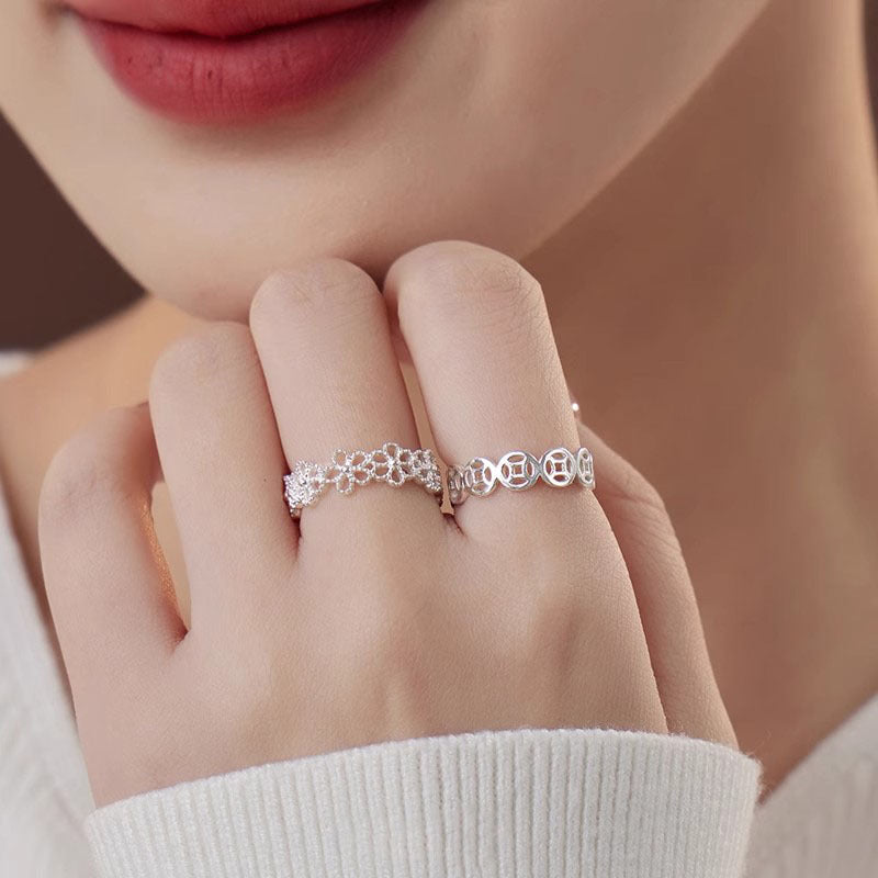 Damen filigraner Blumenring mit detailreicher Gestaltung Shop Nory