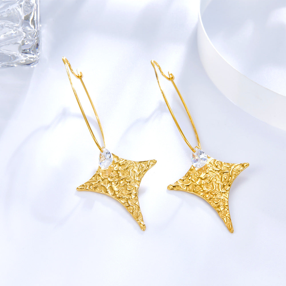 Damen Hängende Ohrringe mit floralem Muster und funkelndem Zirkonia Shop Nory