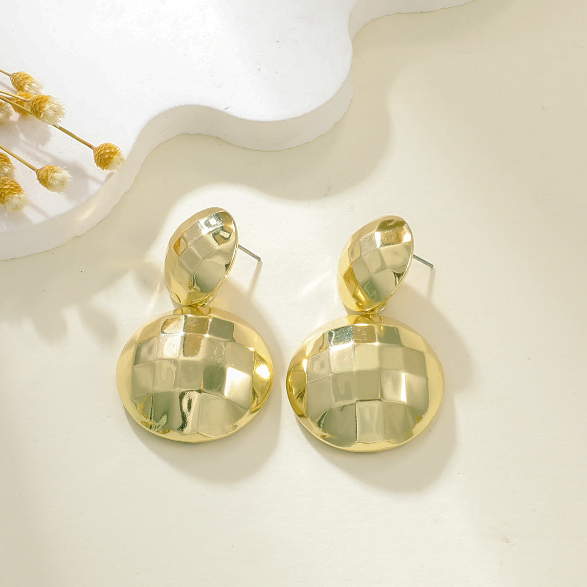 Damen Ohrringe im eleganten Reliefdesign Shop Nory