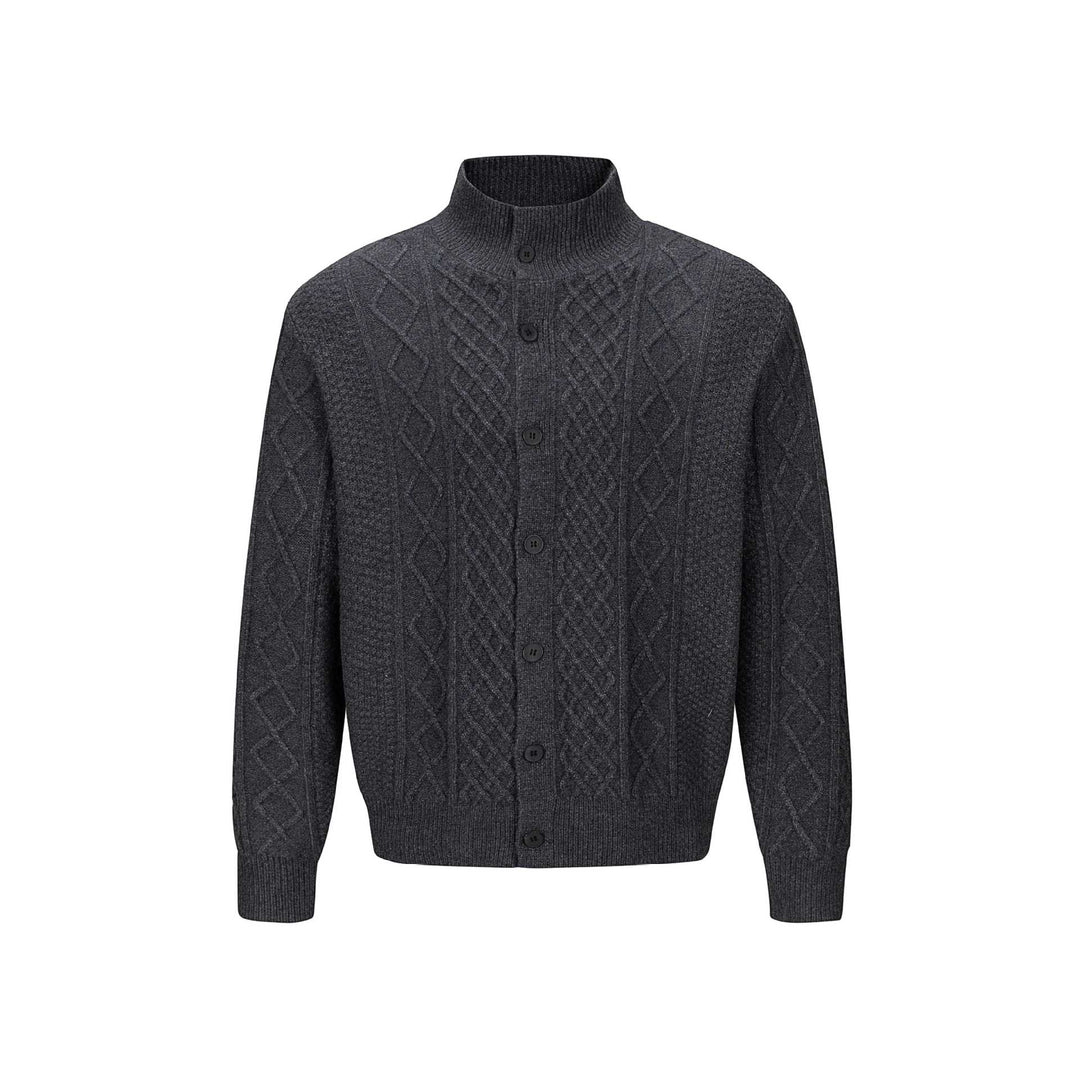 Herren Strickcardigan mit Zopfmuster, Stehkragen und knöpfbarer Front Shop Nory