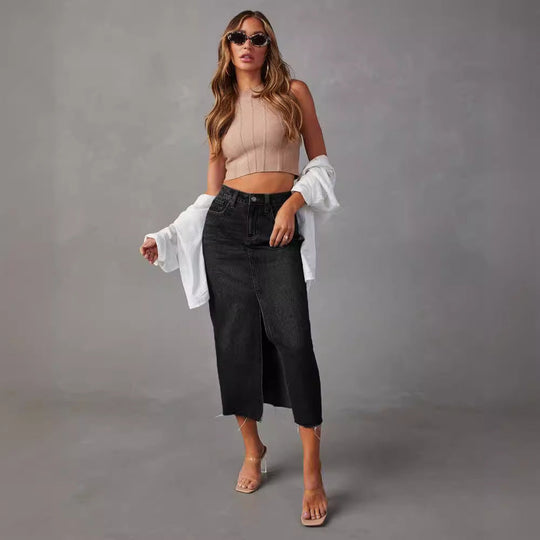 Damen Lässiger Denim Rock mit seitlichem Schlitz und fransigem Saum