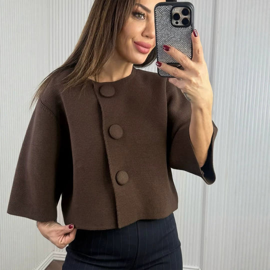 Damen Kurze Boxy Strickjacke mit großen Stoffknöpfen Shop Nory