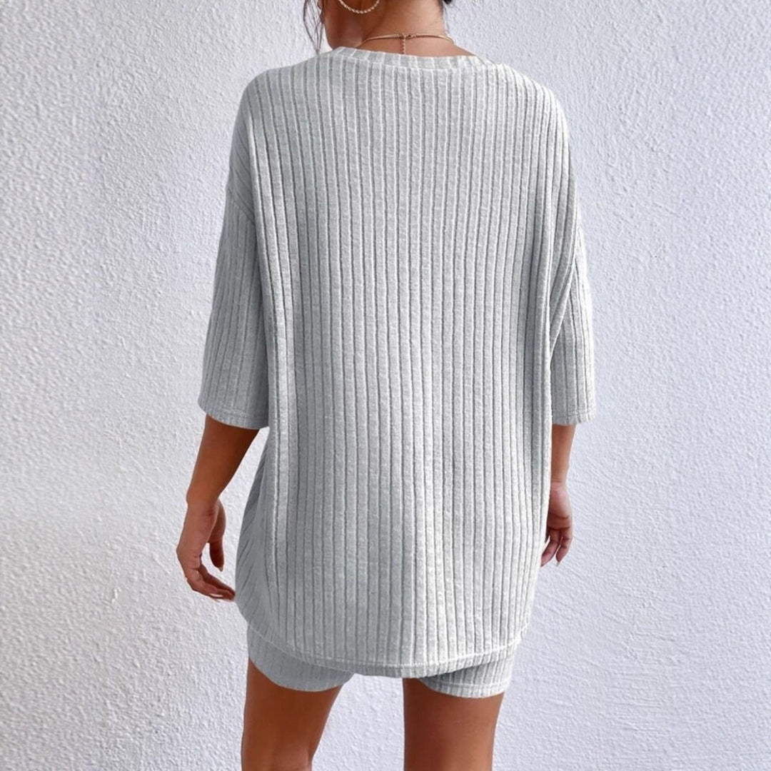 Damen Lässiges Rippstrick-Lounge-Set mit Oversize-Kurzarmoberteil und High-Waist-Biker-Shorts Shop Nory