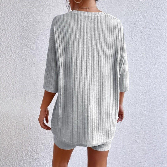 Damen Lässiges Rippstrick-Lounge-Set mit Oversize-Kurzarmoberteil und High-Waist-Biker-Shorts Shop Nory