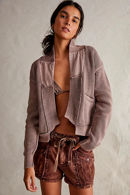 Damen Modische Strickjacke mit großen Taschen