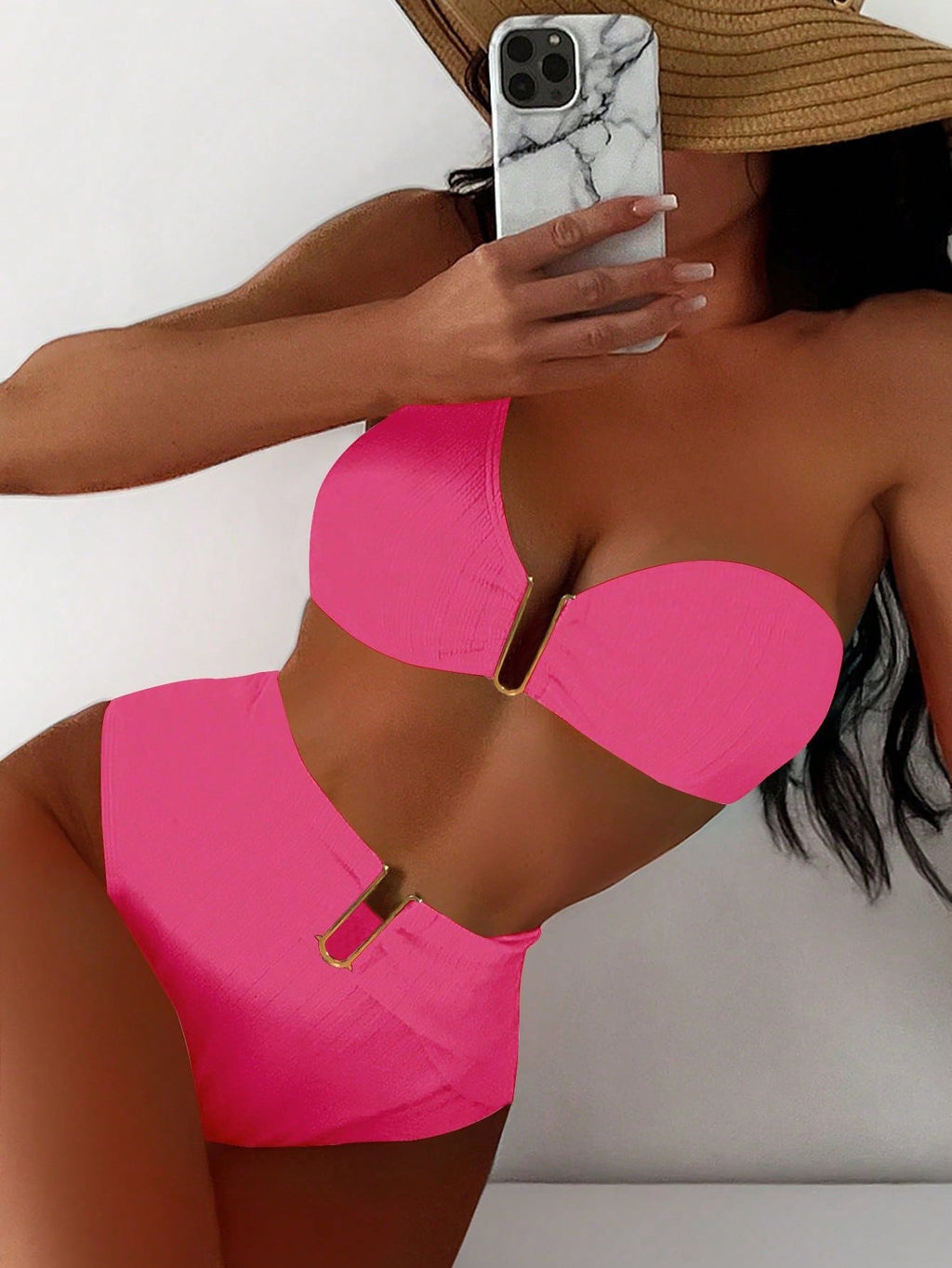 Damen High-Waist Bikini mit geschmackvollem Goldakzent