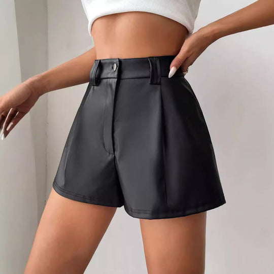 Damen Hochtaillierte Kunstleder-Shorts mit schickem Schnitt und dekorativen Falten