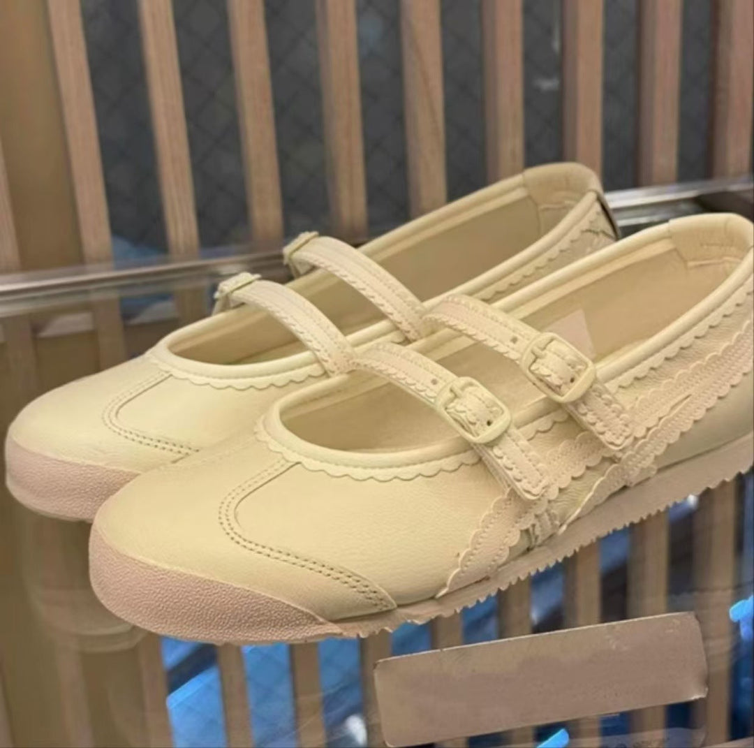Damen Ballerina-Schuhe mit doppeltem Riemen und verspieltem Design