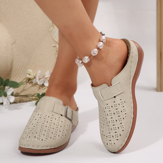 Damen Perforierte Komfort-Mules mit Zierlochmuster, verstellbarem Schnallenriemen und gepolstertem Fußbett Shop Nory