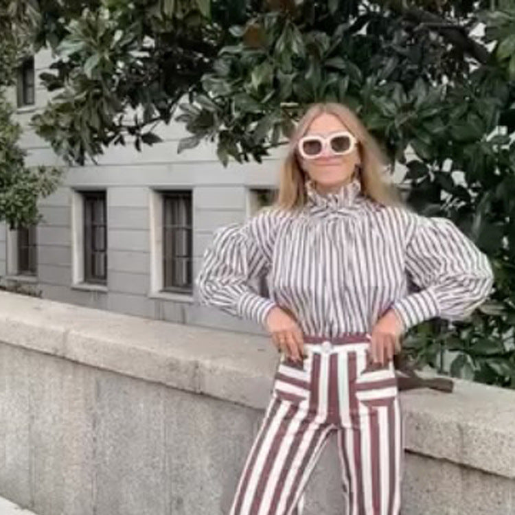 Damen Gestreifte Oversized-Bluse mit Rüschkragen & voluminösen Puffärmeln Shop Nory