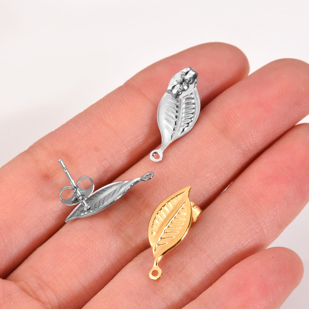Damen Ohrstecker im eleganten Blattdesign Shop Nory