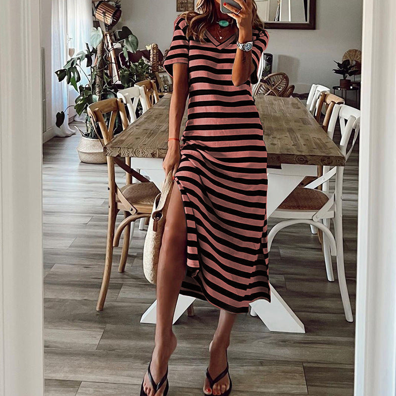 Damen Maxikleid mit tiefem Seitenschlitz und modischem Streifenmuster
