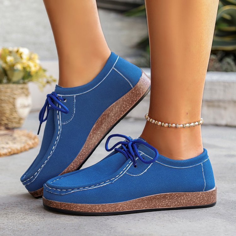 Damen Veloursleder‑Mokassin mit gepolstertem Plateau‑Fußbett und dekorativer Schnürung Shop Nory