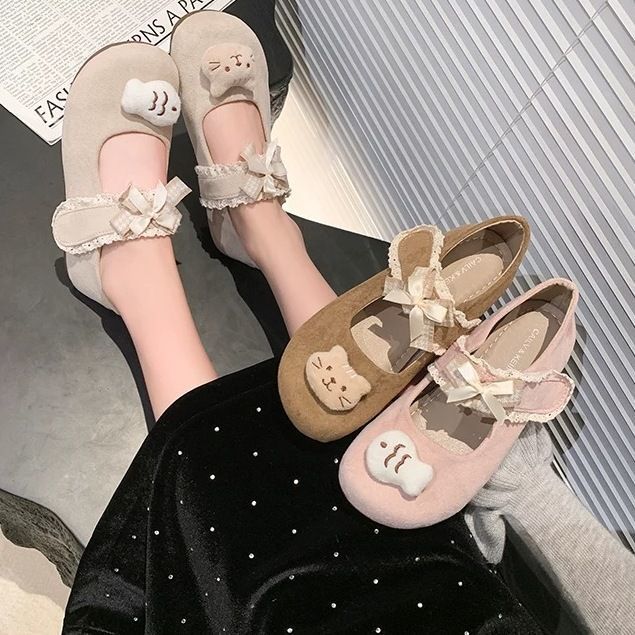 Damen Verspielte Mary-Jane-Ballerinas mit Plüsch‑Applikation und Klettverschluss Shop Nory