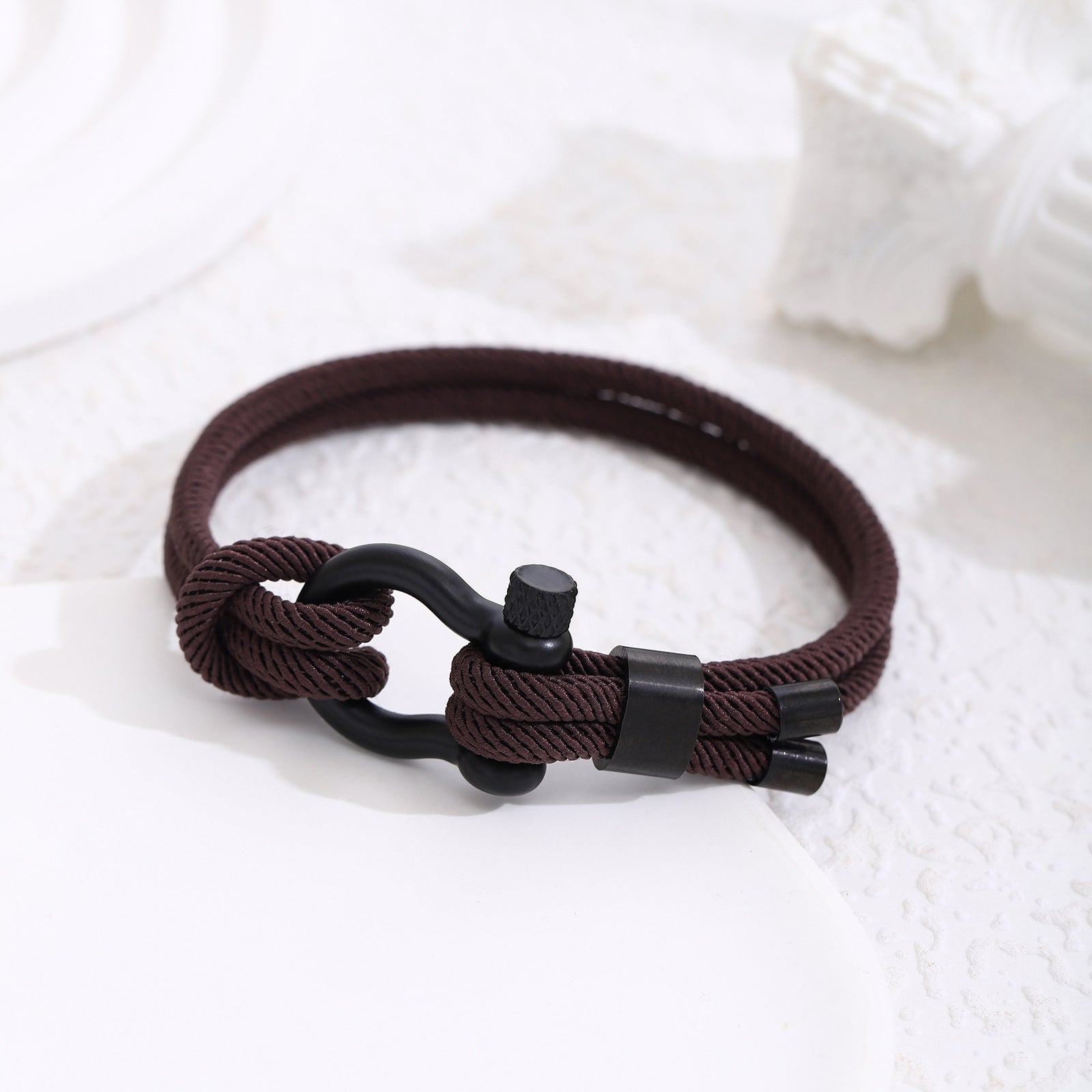 Herrenarmband aus geflochtenem Paracord mit stylischem Metallverschluss Shop Nory