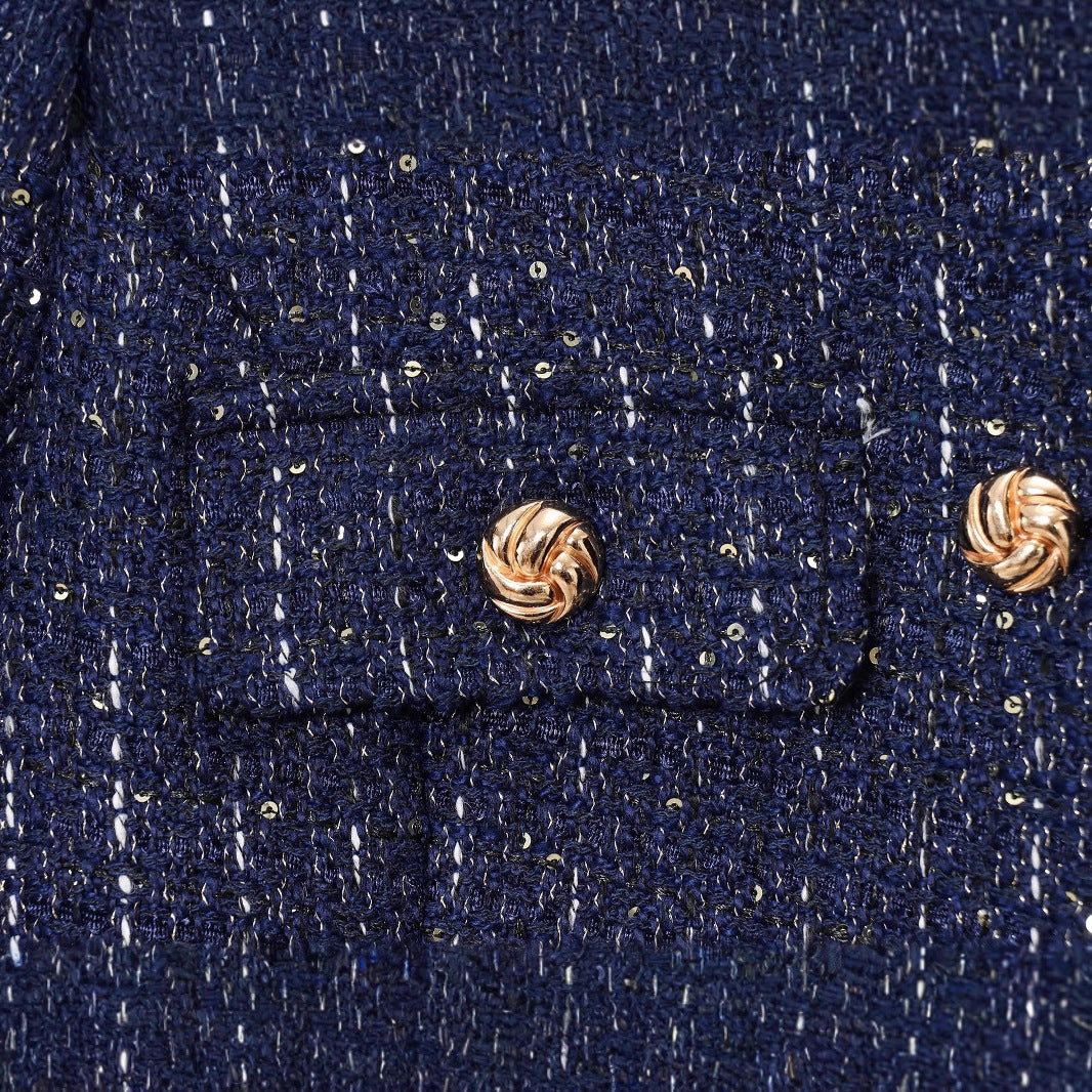 Damen Modische Kurzjacke mit goldenen Knöpfen