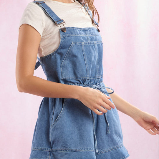 Damen Denim-Latzoverall mit verstellbaren Trägern und Taillenzug